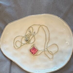 Kendra Scott Fuchsia Pendant Necklace